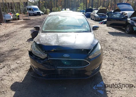 2018 Ford Focus Sel z USA, uszkodzony, nr VIN 1FADP3H2XJL309114